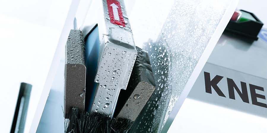 Handmesser-Schleifmaschine EVO 5 Handmesser-Schleifmaschine EVO 5